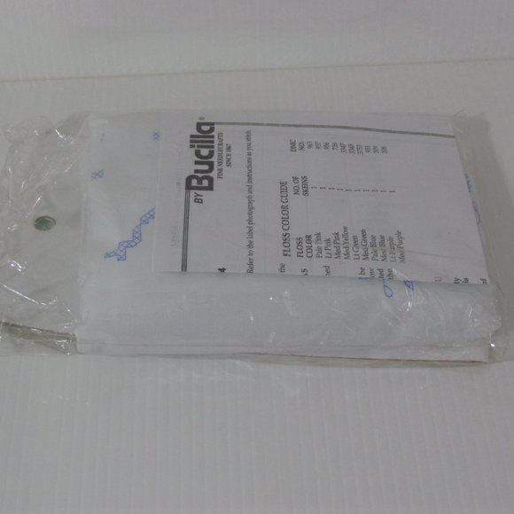 Bucilla 2003 Pillowcases DOVES Stamped Cross Stitch Flowers Ribbon - Picture 3 of 5